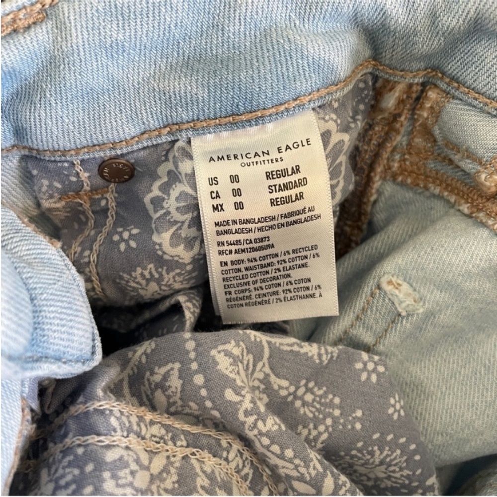 American Eagle Straight Mom Jeans 00 Light Blue High Rise Grunge Emo‎ Y2K Denim - Picture 3 of 12